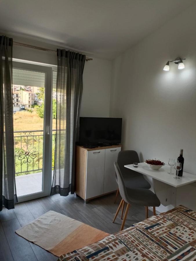 Apartman Freja II Podstrana Exterior foto